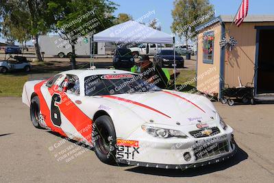 media/Apr-30-2022-CalClub SCCA (Sat) [[98b58ad398]]/Around the Pits/